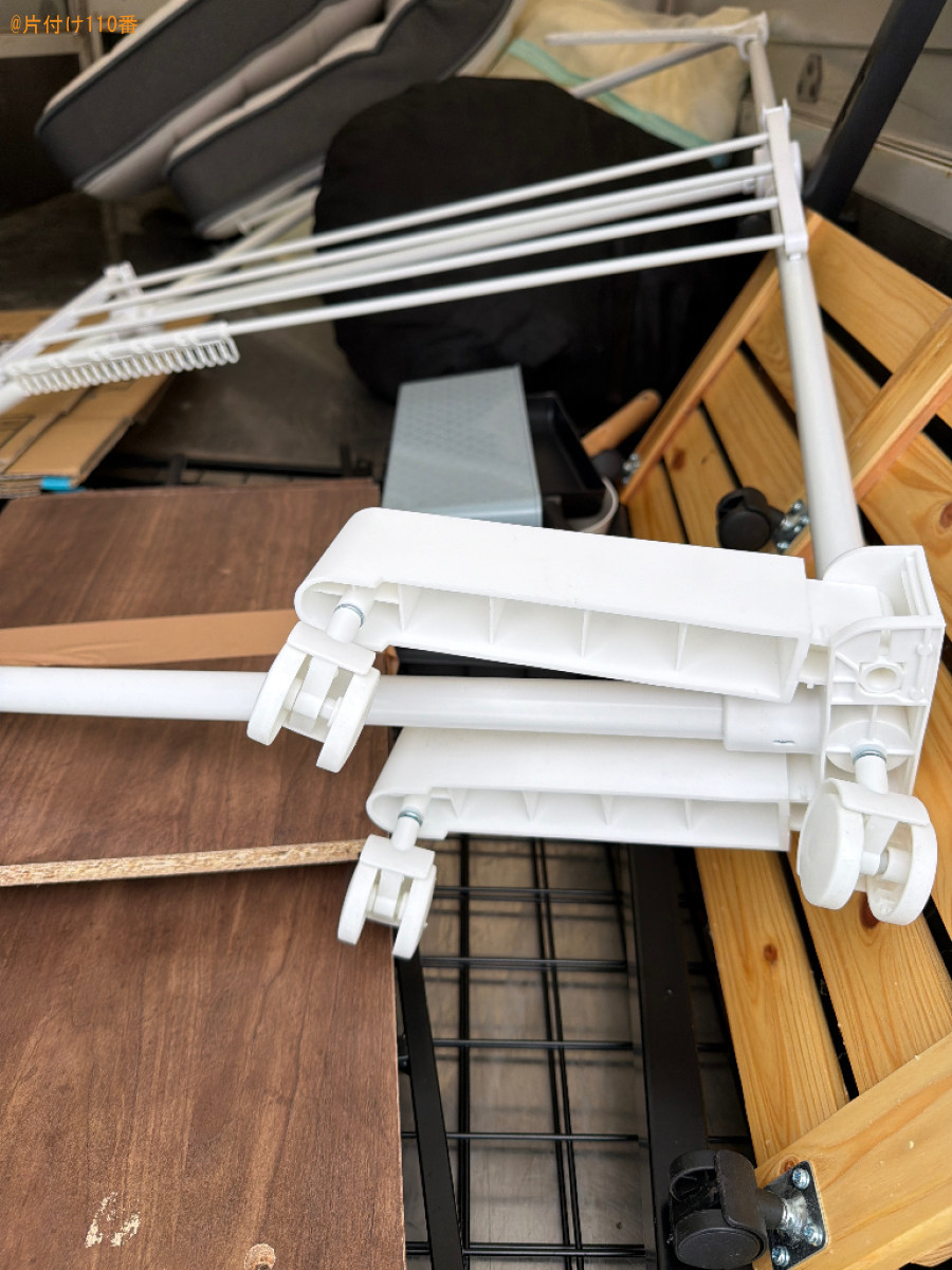 【青森市】マットレス付きシングルベッド、布団、ラックの回収・処分