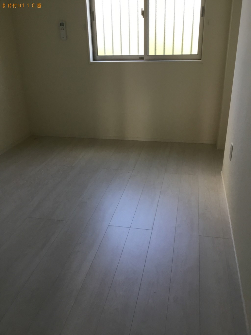 【石巻市】マットレス付きシングルベッド、ガラステーブル等の回収