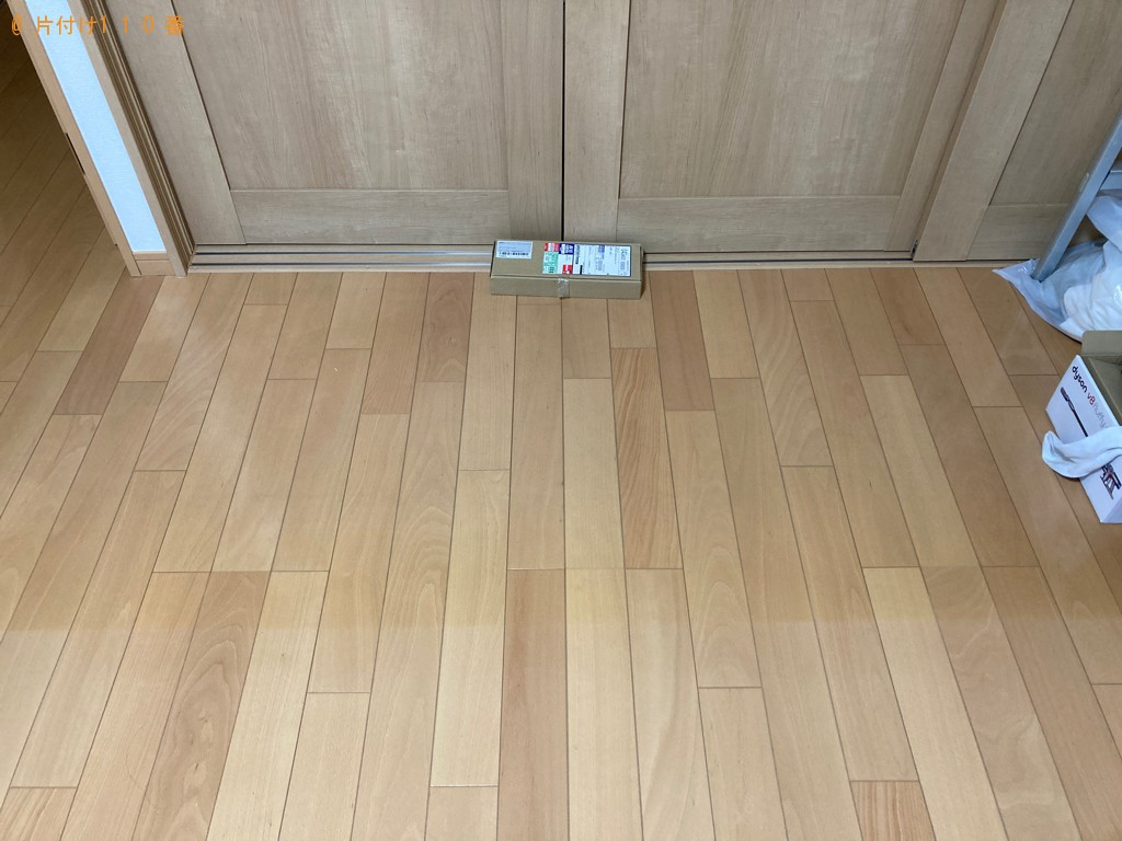 【霧島市隼人町】タンス、二人掛けソファー、食器棚等の回収・処分