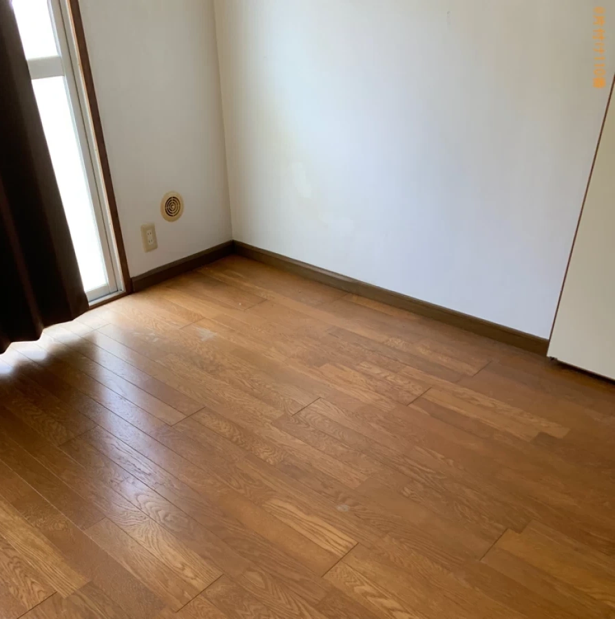 【中津市】テレビ、テレビ台、食器棚、ダイニングテーブル等の回収