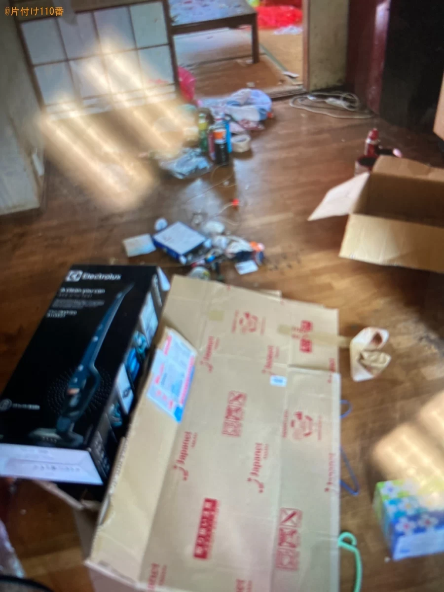 【姶良市加治木町】テーブル、冷蔵庫、一般ごみ等の回収と簡易清掃