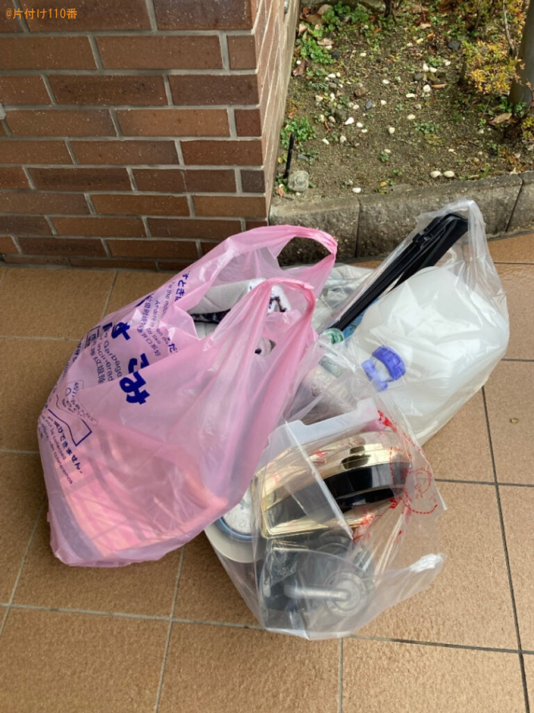 【岡谷市本町】ウレタンマットレス、布団、ヘアアイロン、靴の回収