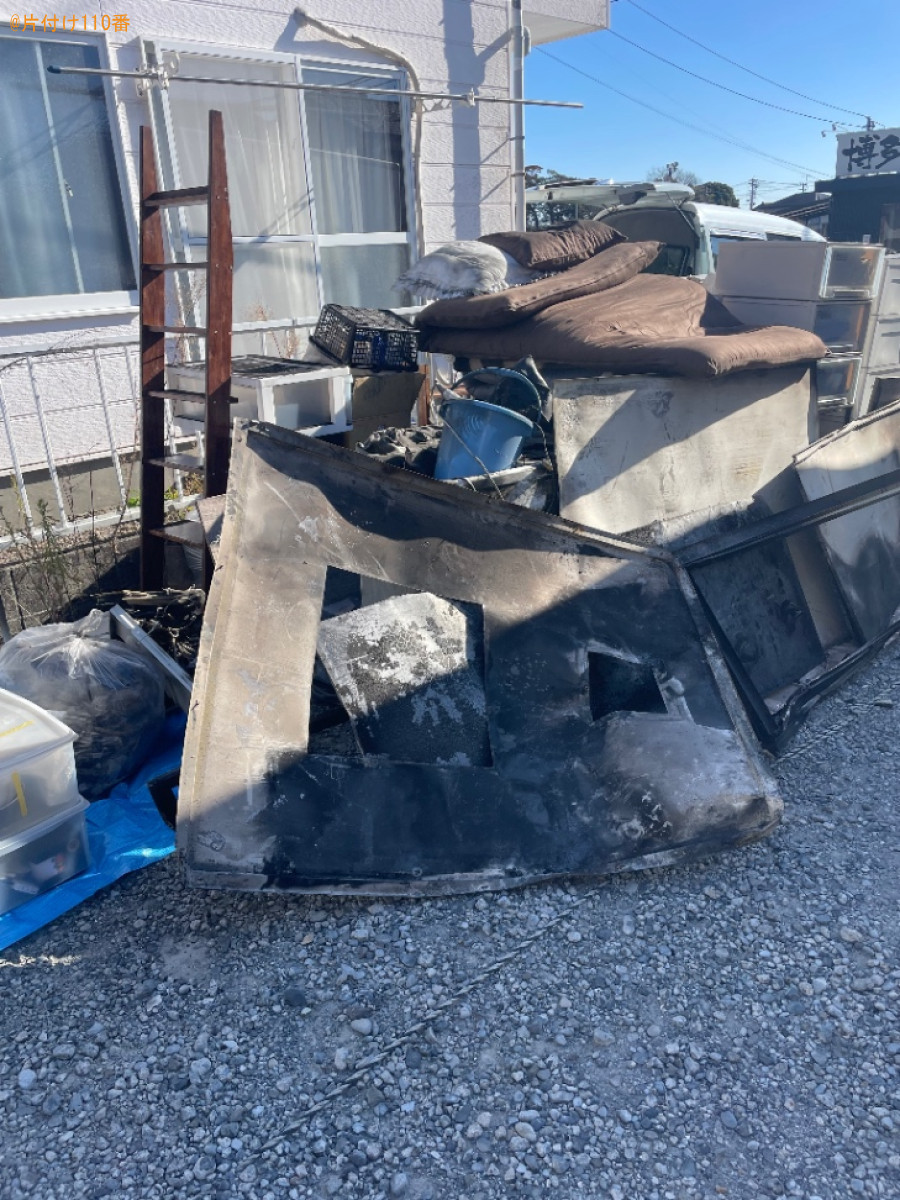 【牧之原市】衣装ケース、木材、石膏ボード、布団、はしご等の回収