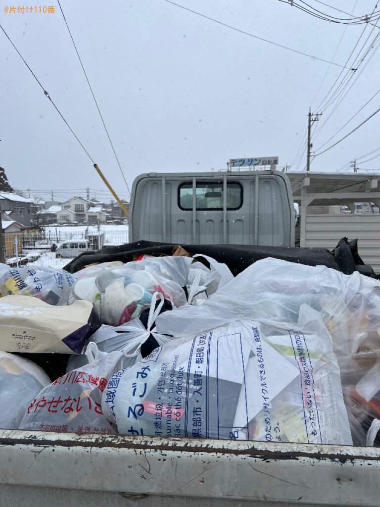 【魚津市】衣類、段ボール、一般ごみ等の回収とハウスクリーニング