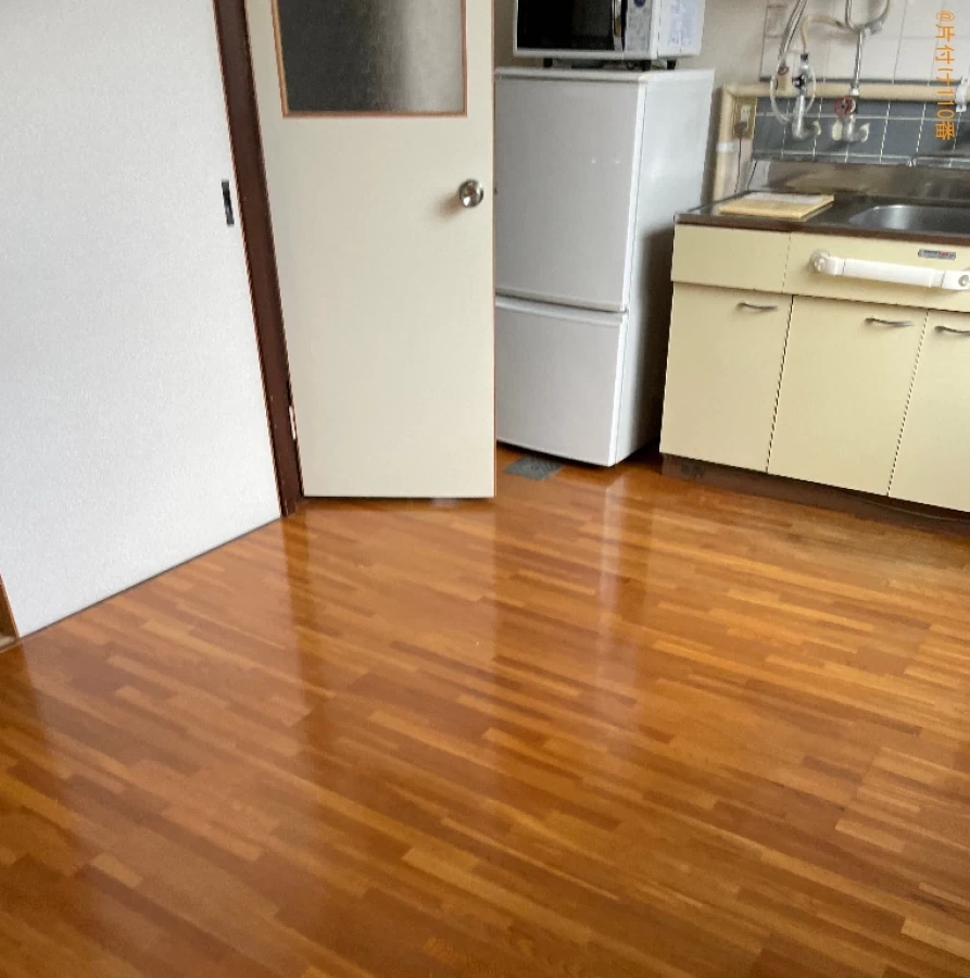 【弘前市御幸町】マットレス付きシングルベッド、テレビ台等の回収