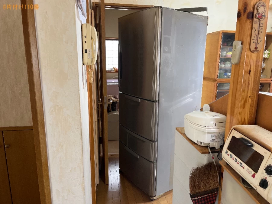 【高槻市】冷蔵庫の運搬と運搬先にある冷蔵庫の回収・処分ご依頼