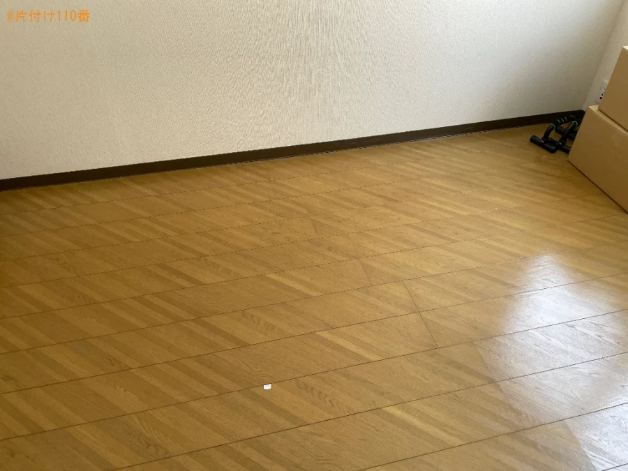 【弘前市桜林町】マットレス付きシングルベッド、テレビ台等の回収