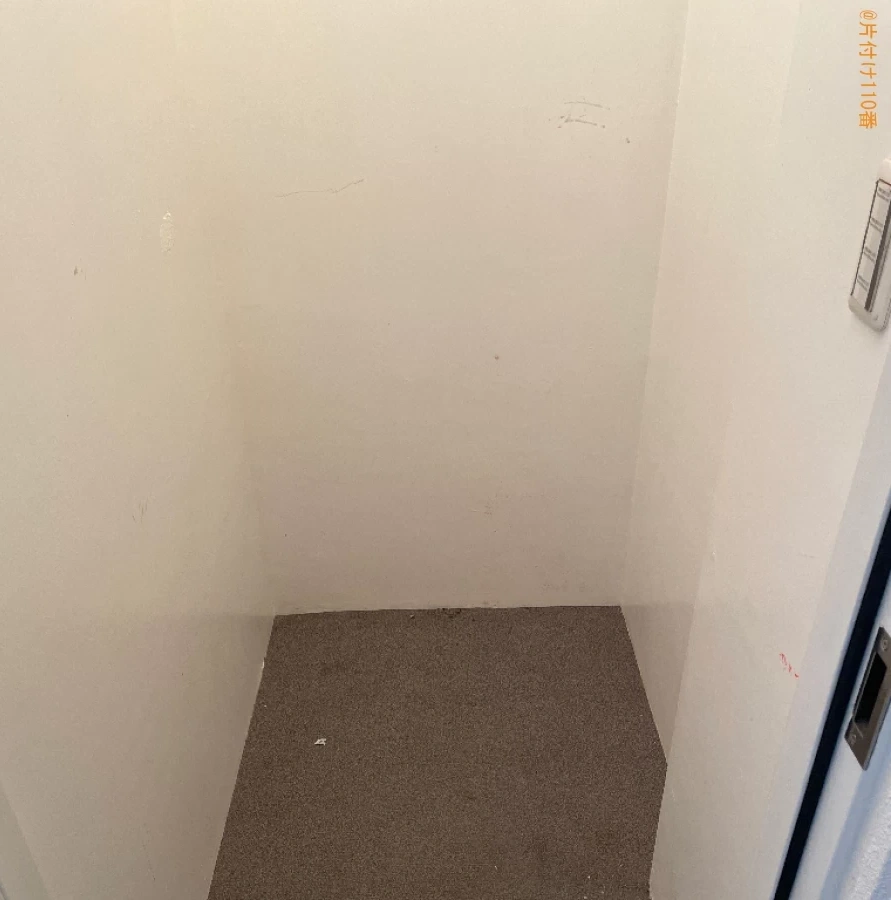 【浦添市】家庭用エアコン、カラーボックス、椅子、布団等の回収