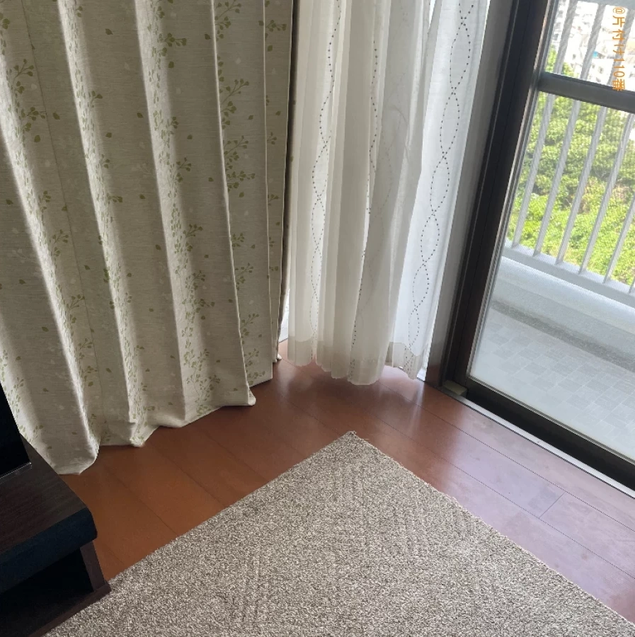 【浦添市】家庭用エアコン、カラーボックス、椅子、布団等の回収