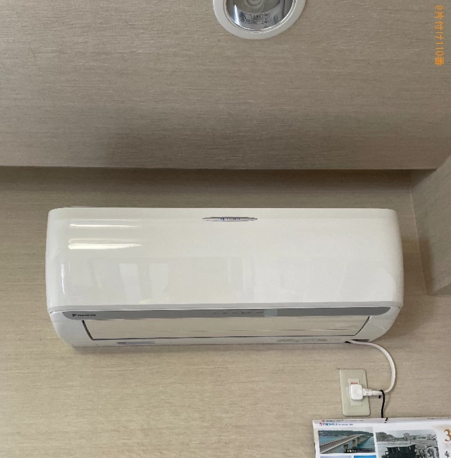 【浦添市】家庭用エアコン、カラーボックス、椅子、布団等の回収