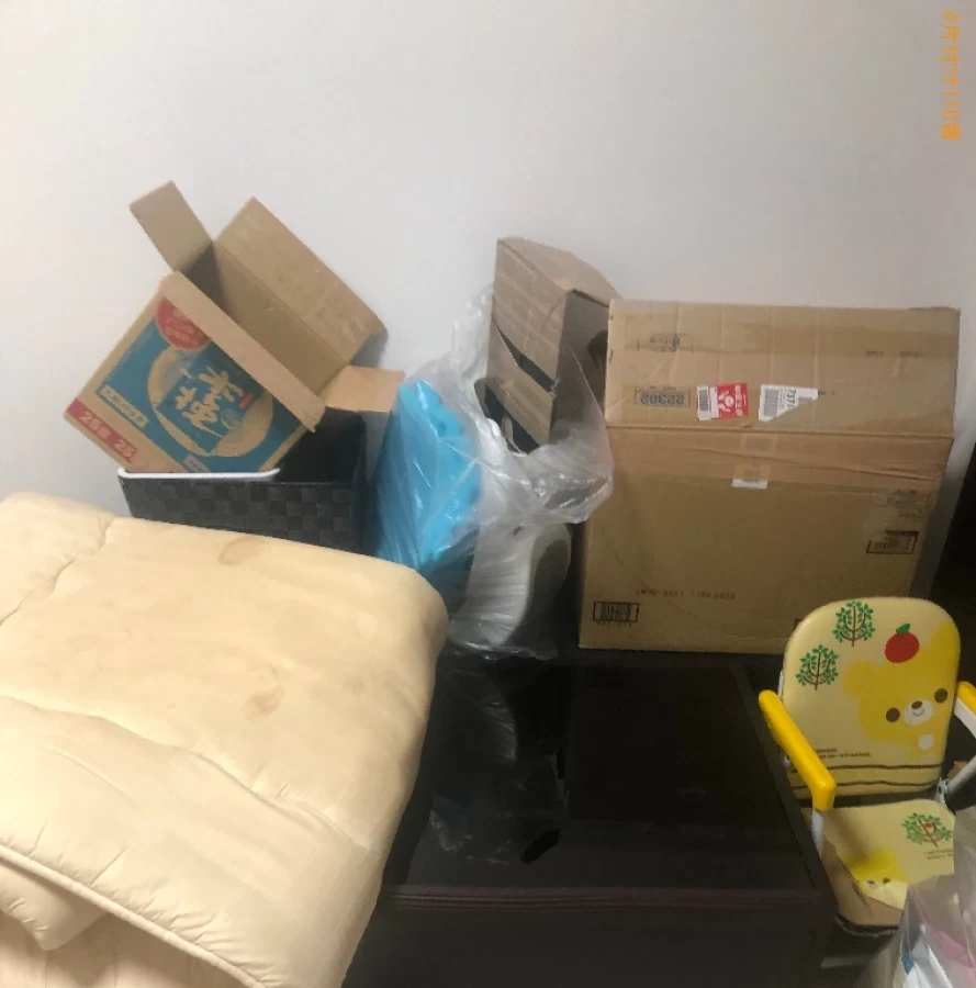 【杵島郡江北町】ガラステーブル、テレビ台、子供の椅子等の回収