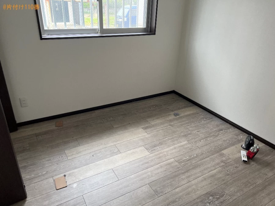 【うるま市】ダブルベッド、二人掛けソファー、室内物干しの回収