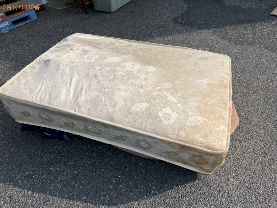 【草津市】ダブルベッドマットレス、布団の回収・処分ご依頼