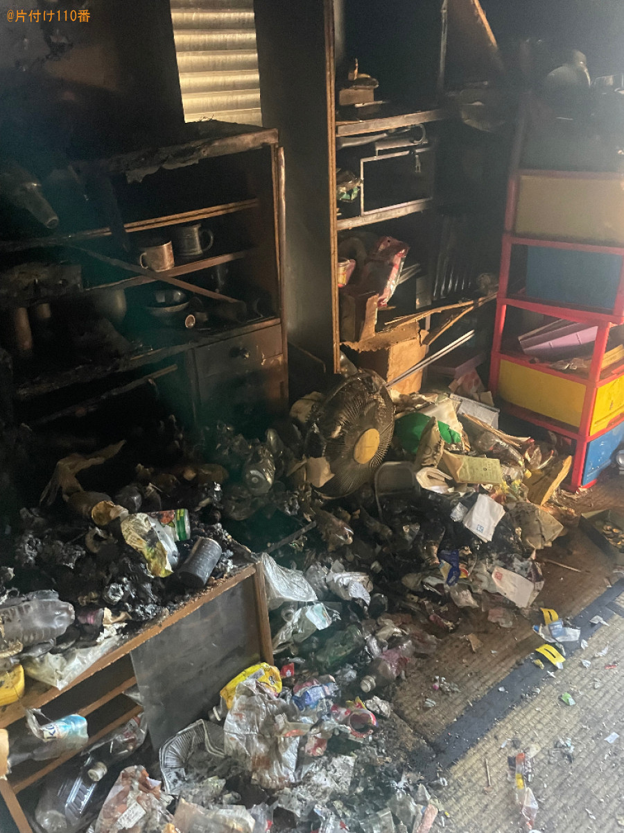 【浜松市中央区】テレビ、テレビ台等の回収とハウスクリーニング