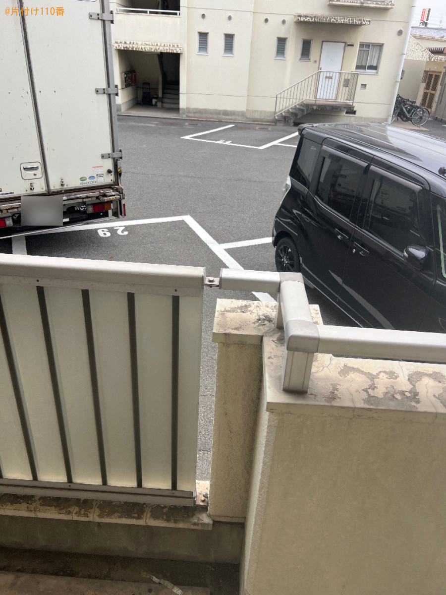 【岡山市南区】ラック、テレビ、テーブル、布団、エアコン等の回収