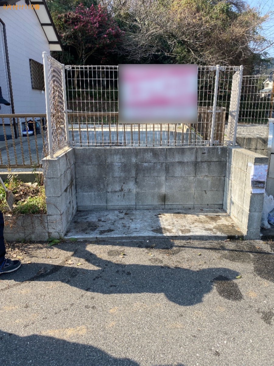 【京都郡苅田町】四人掛けソファー、布団、ラック、本棚等の回収