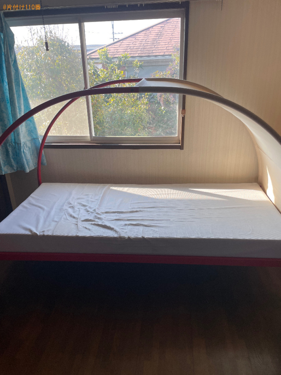 【大津市陽明町】マットレス付きシングルベッドの回収・処分ご依頼