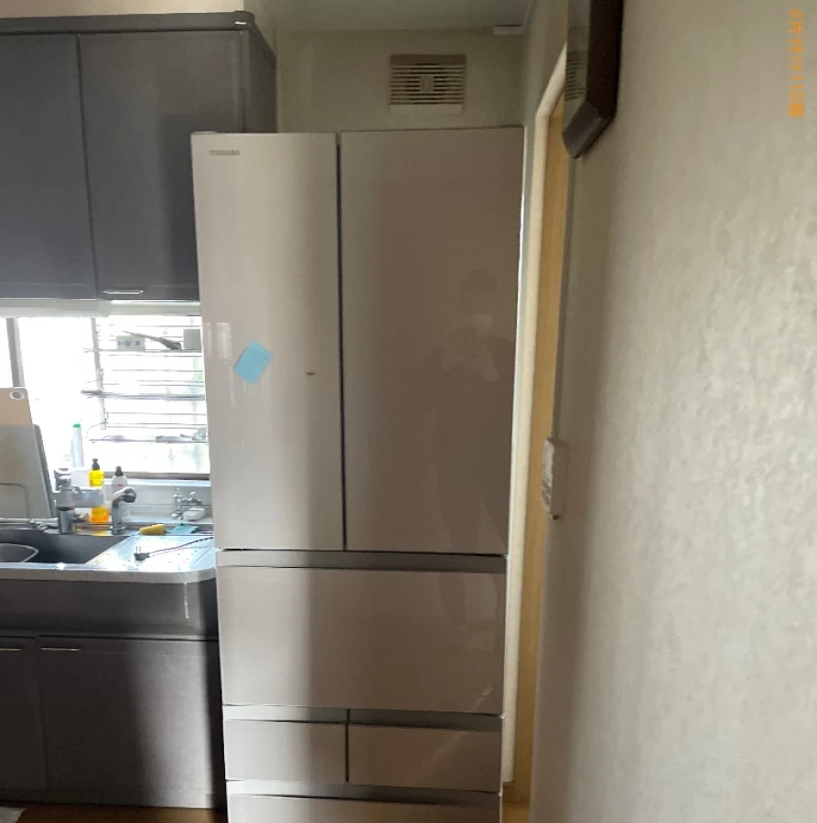 【岡山市北区】冷蔵庫、作業台の回収と別の冷蔵庫の運搬作業ご依頼