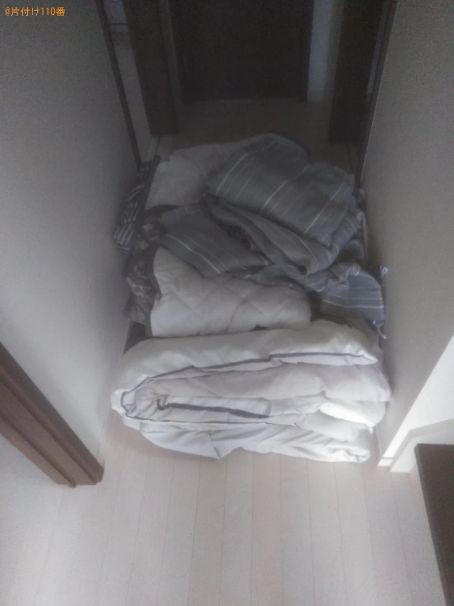 【松山市溝辺町】ソファー、テレビ台、布団、カーテン等の回収・処分