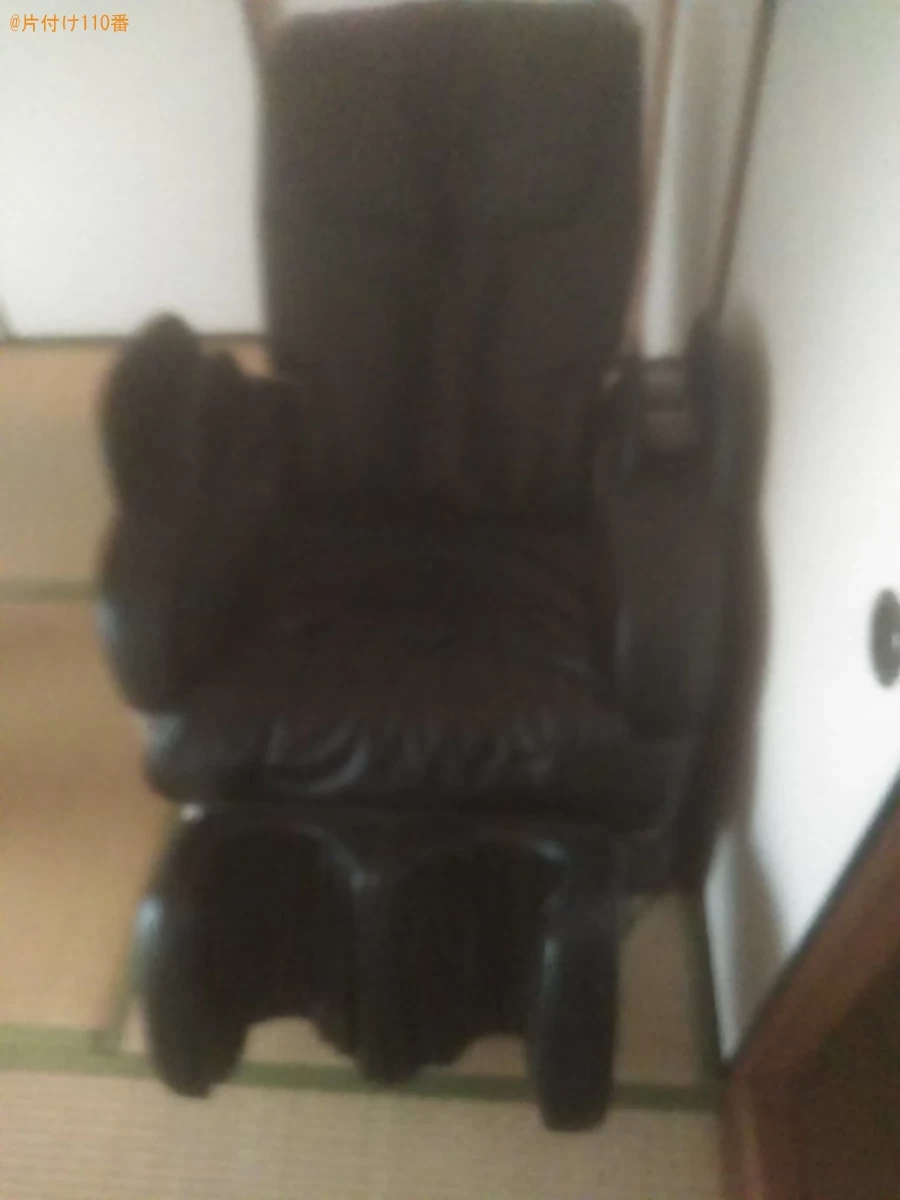 【松山市味酒町】マッサージチェア、椅子、学習机、補助机等の回収