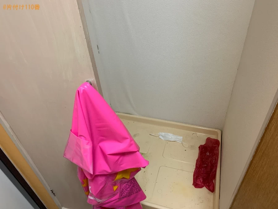 【福岡市博多区】冷蔵庫、ガラステーブル、布団、電子レンジ等の回収