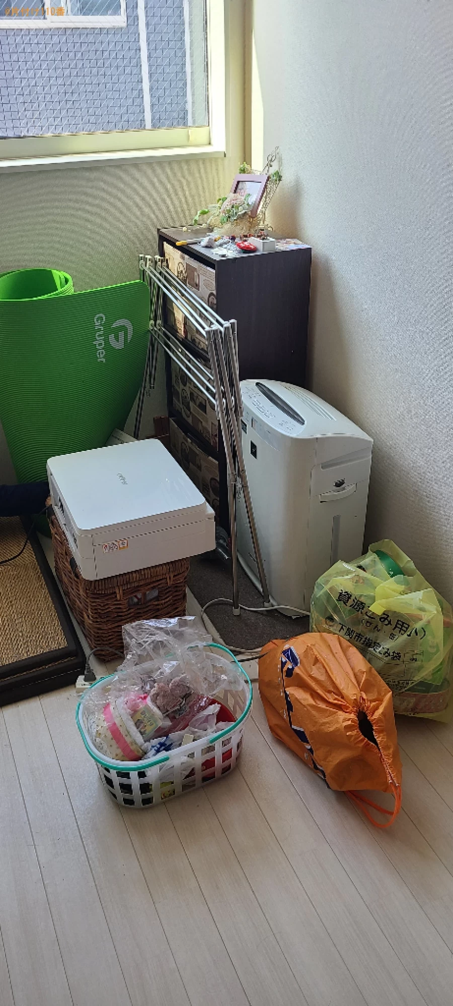 【下関市】カラーボックス、布団、物干し竿、衣装ケース等の回収