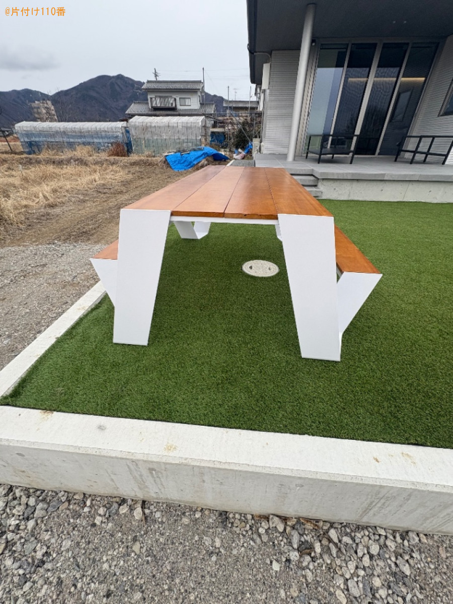 【上田市】外用のテーブルとチェアの組み立て作業ご依頼　お客様の声