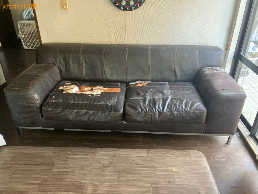 【太田市藪塚町】四人掛けソファーの回収と3人掛けの移動作業ご依頼