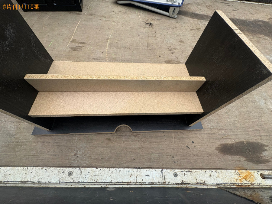 【東村山市秋津町】テレビ台、スプレー缶の回収・処分ご依頼