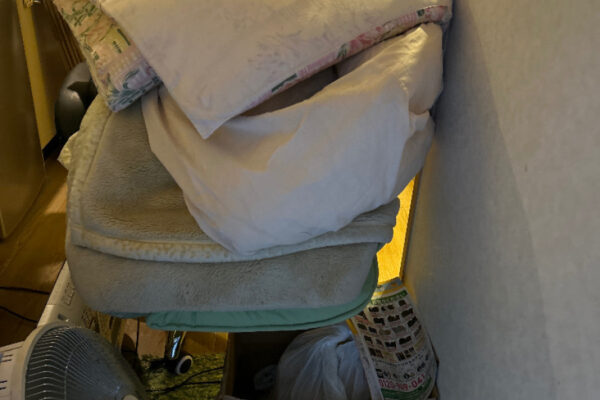 【京田辺市】パチスロ機、テレビ、ゲーミングチェア、布団等の回収