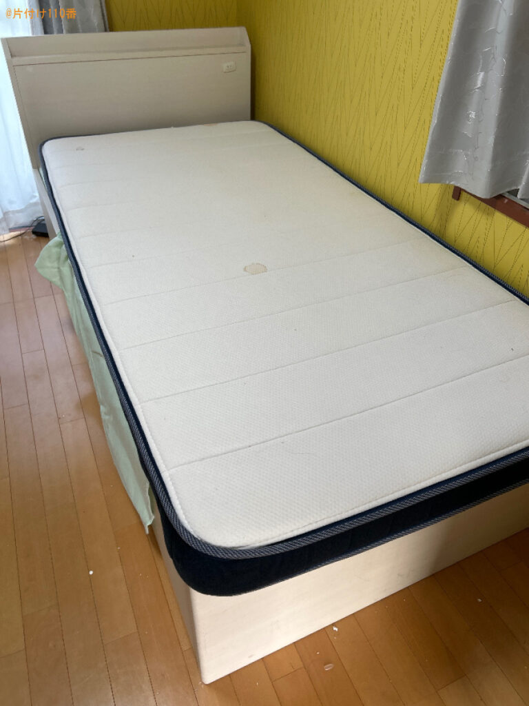 【京都市中京区】マットレス付きシングルベッド、ローテーブルの回収