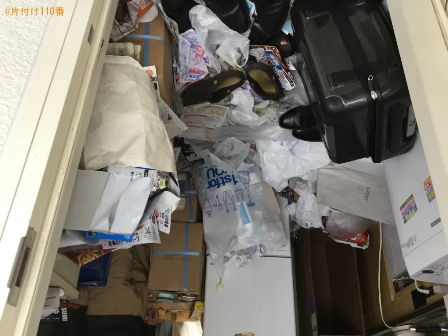【伊丹市】ゴミ屋敷状態になっている1Kの部屋の片付け作業ご依頼