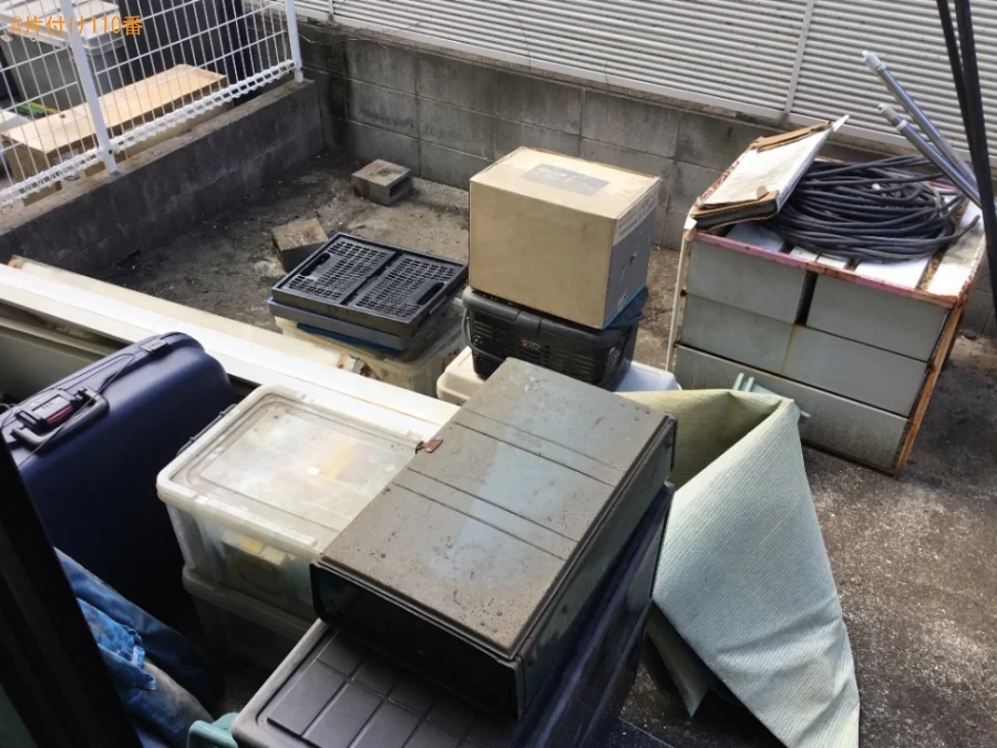 【芦屋市西蔵町】本棚、物置、収納ケース、スーツケース等の回収