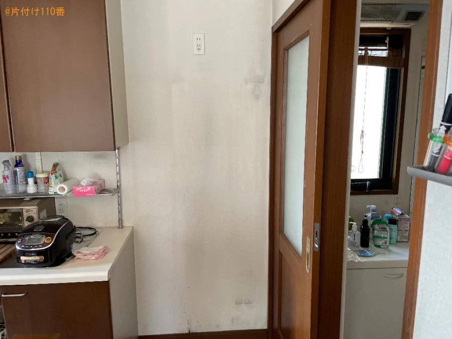 【大津市】冷蔵庫、洗濯機、テレビボード、食器棚、本棚等の回収