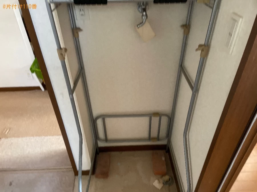 【大津市】冷蔵庫、洗濯機、テレビボード、食器棚、本棚等の回収