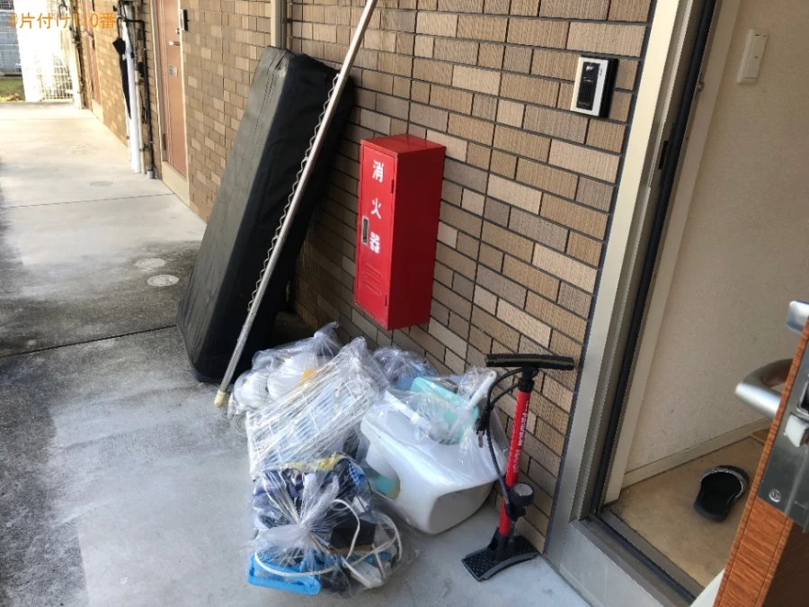 【山口市】シングルベッド、冷蔵庫、洗濯機、本棚、こたつ等の回収