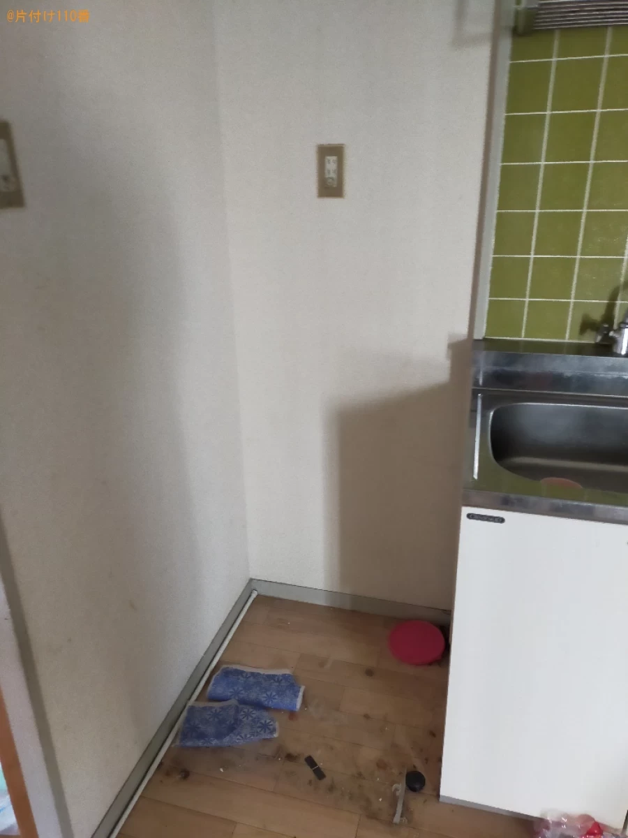 【倉敷市】セミダブルベッド、冷蔵庫、パーテーションの回収・処分