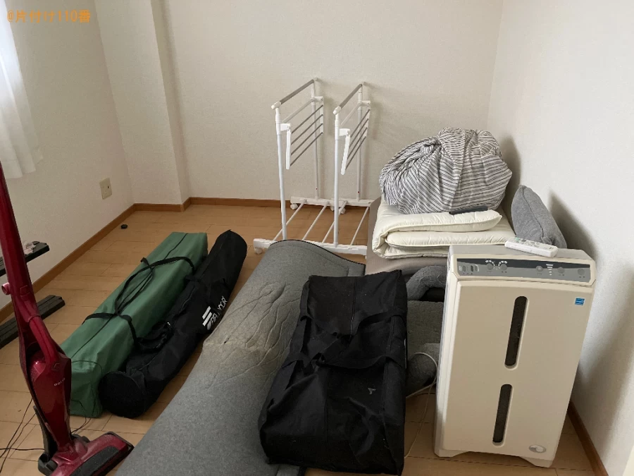 【草津市】二人用ダイニングテーブル、布団、椅子、掃除機等の回収