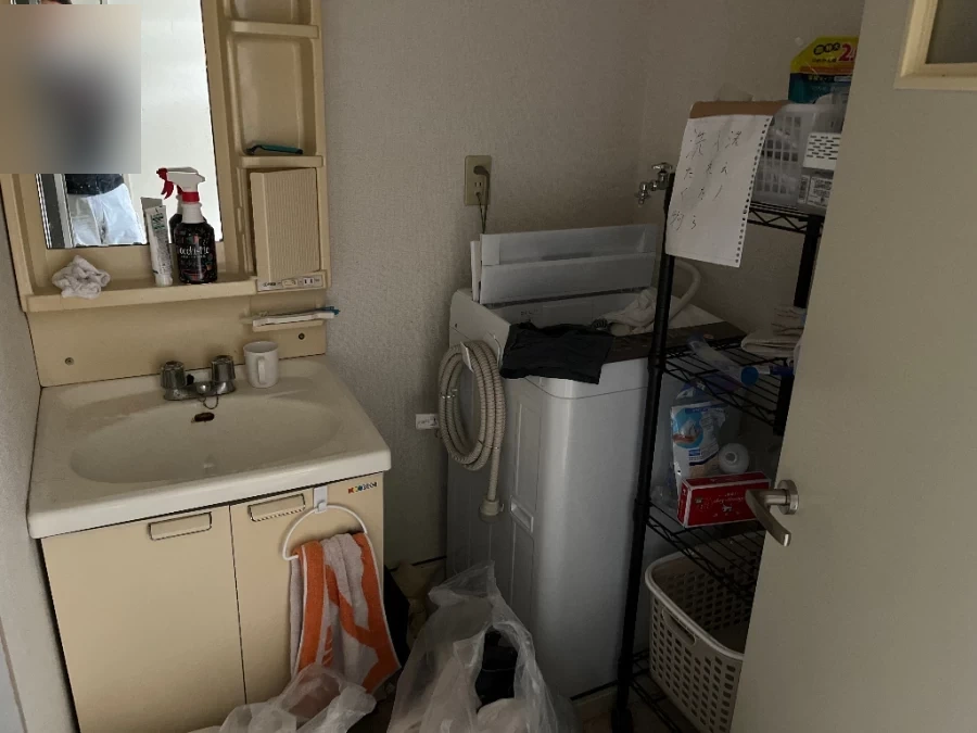 【草津市】二人用ダイニングテーブル、布団、椅子、掃除機等の回収