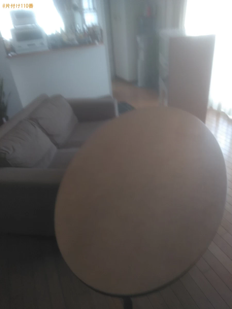 【伊予市灘町】4人用ダイニングテーブル、二人掛けソファー等の回収