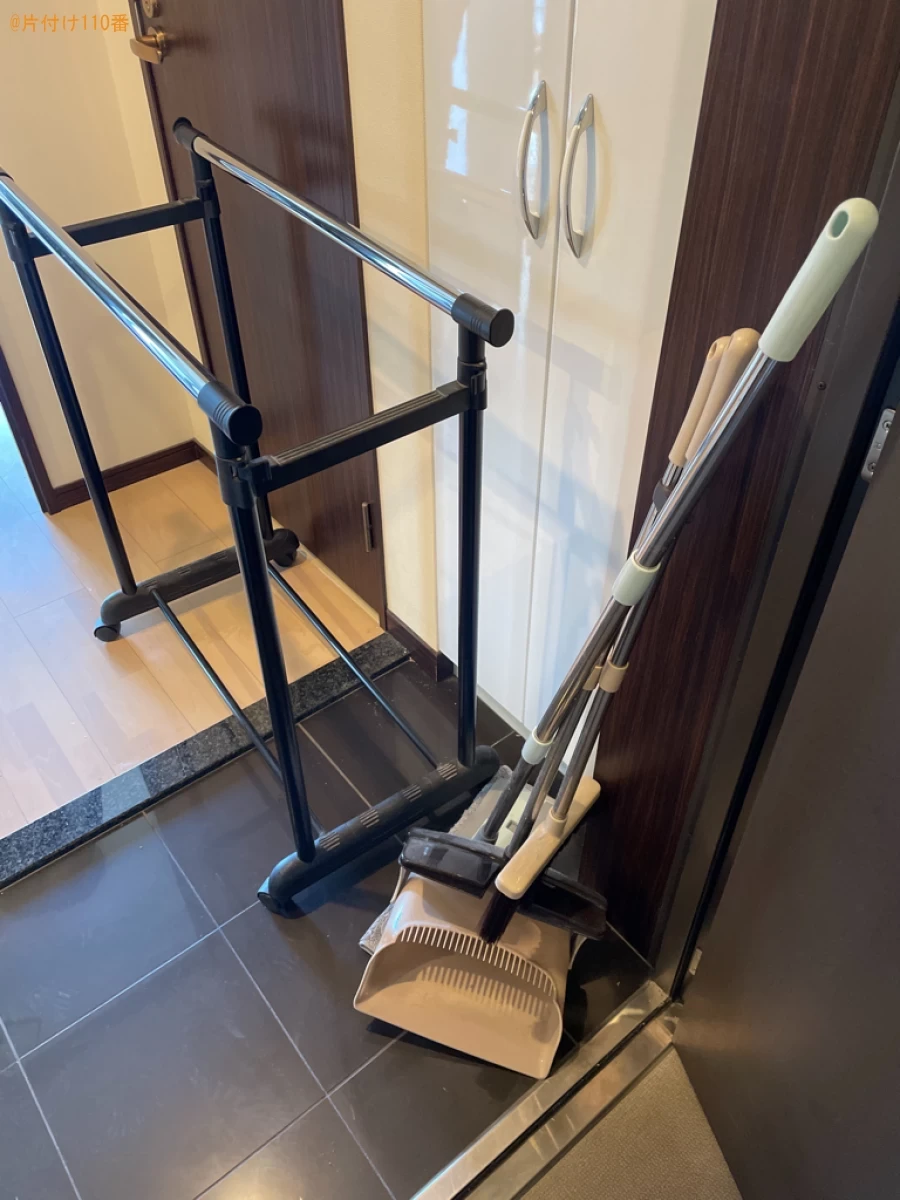 【京都市上京区】ハンガーラック、掃除用具の回収・処分ご依頼