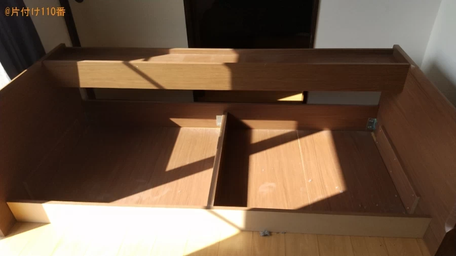 【福山市横尾町】ハンガーラック、ソファーベッド、布団等の回収