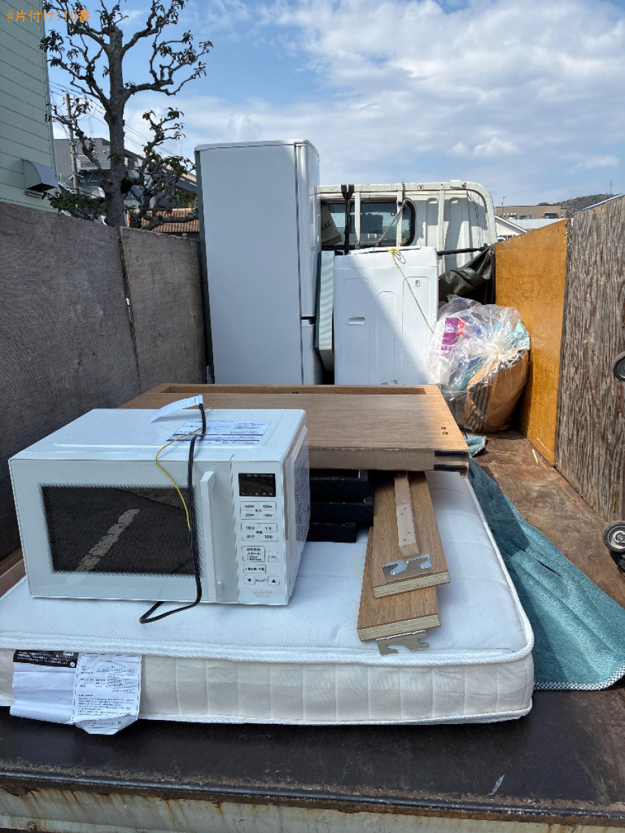 【福山市春日町】マットレス付きシングルベッド、洗濯機等の回収