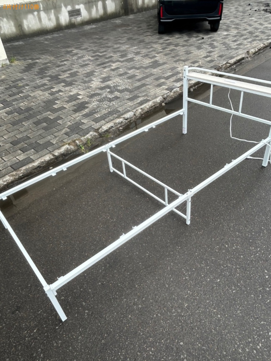 【青森市】シングルベッド、二人掛けソファー、電子レンジ等の回収