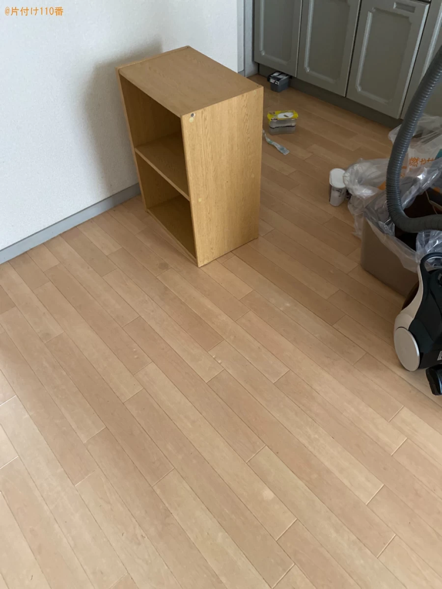 【下関市長府三島町】二人用ダイニングテーブル、本棚、椅子等の回収