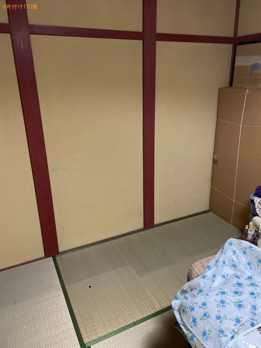 【近江八幡市加茂町】タンス、業務用机、椅子、電子ピアノ等の回収