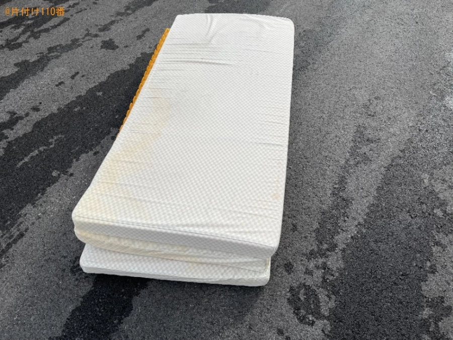 【愛知郡愛荘町】セミダブルマットレス、掃除機、布団等の回収・処分