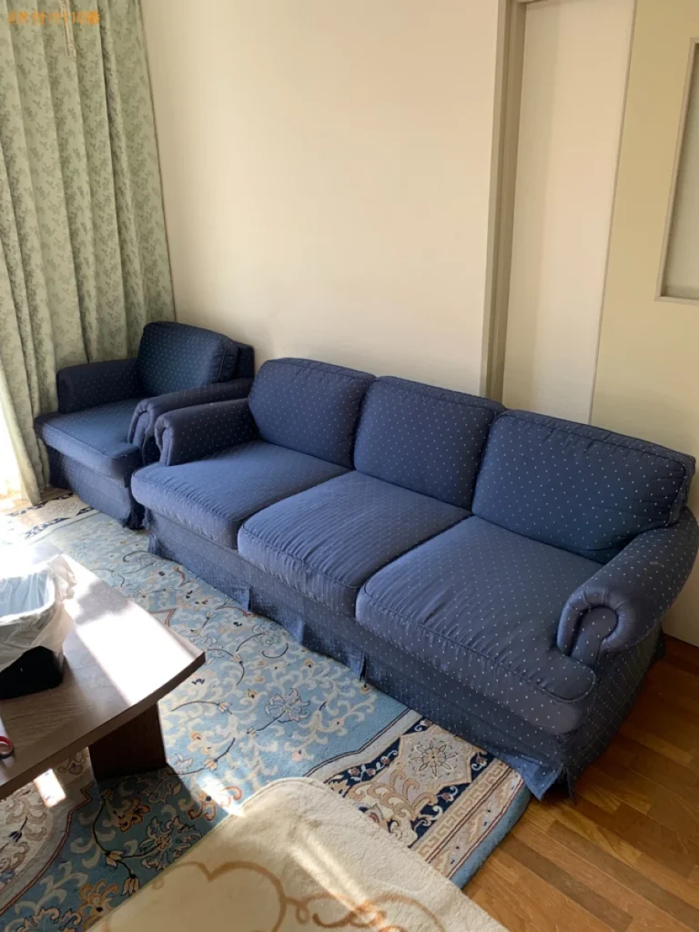 【山口市神田町】三人掛けソファー、一人掛けソファー、仏壇等の回収