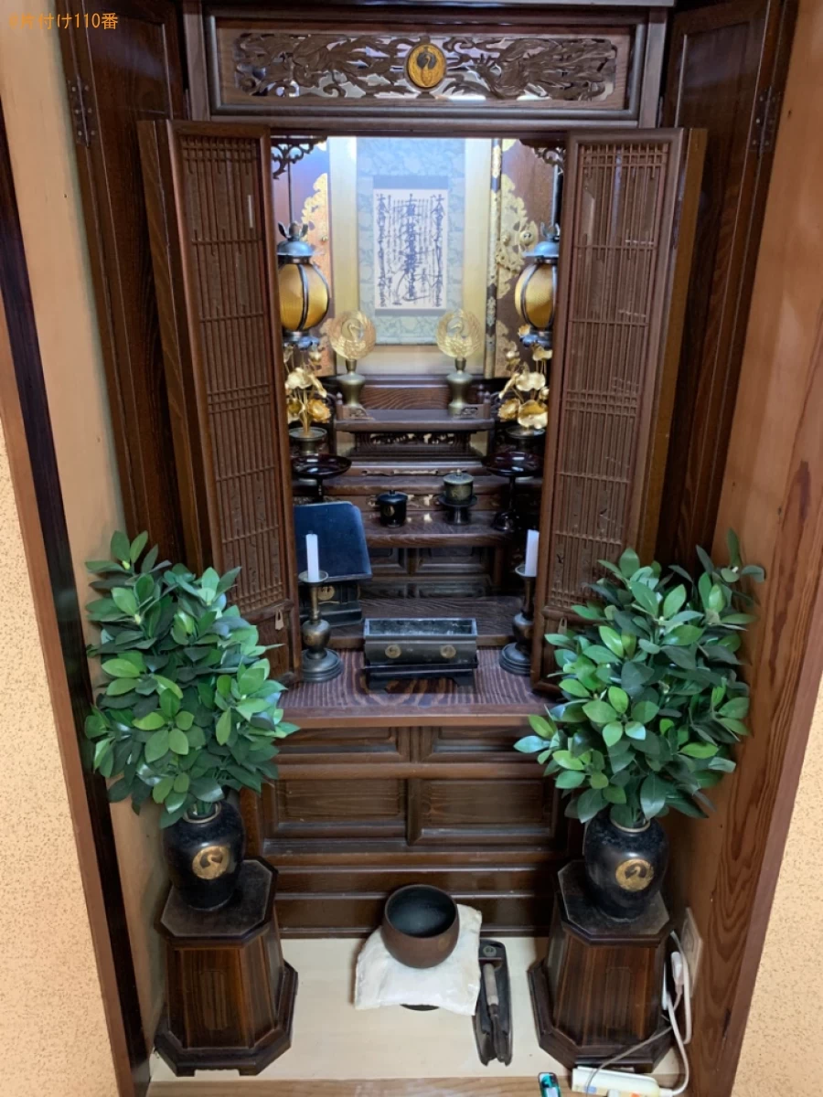 【山口市神田町】三人掛けソファー、一人掛けソファー、仏壇等の回収