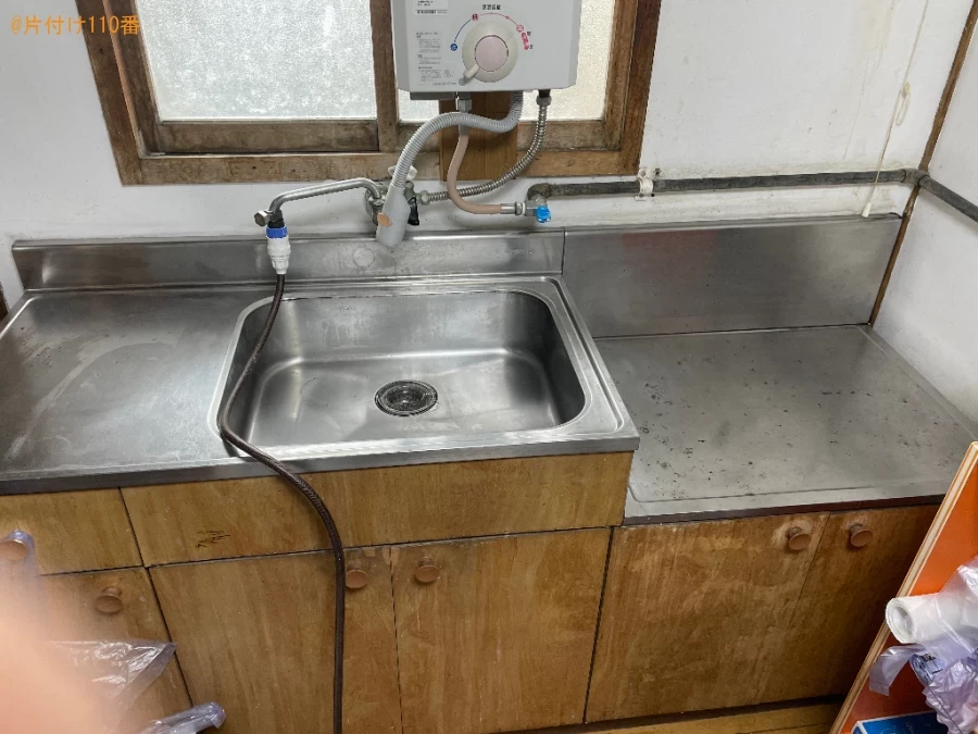 【神埼市千代田町】トイレ・キッチンクリーニング、床の簡易清掃